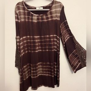 Brown tie-dye dress